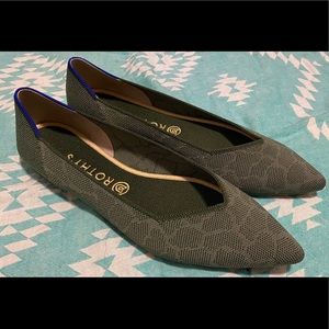 SOLD Rothy’s BNIB Safari Points 11.5